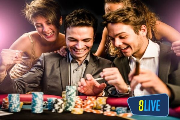 keo Baccarat muc dich tao nhom Việc tạo ra các nhóm hỗ trợ giúp người chơi mới có thêm kinh nghiệm